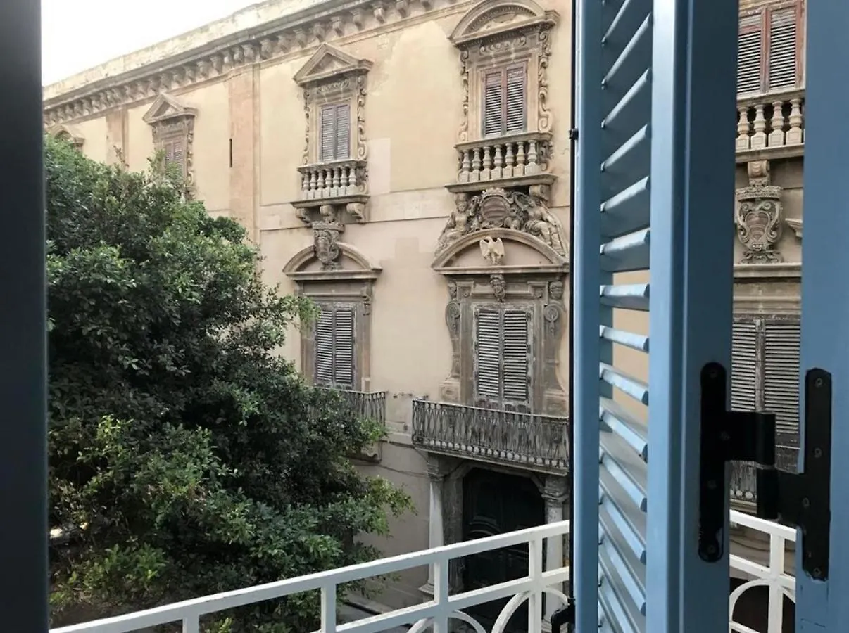 Trapani Albergo Diffuso Palazzo Mauro Accommodatie bij particulieren